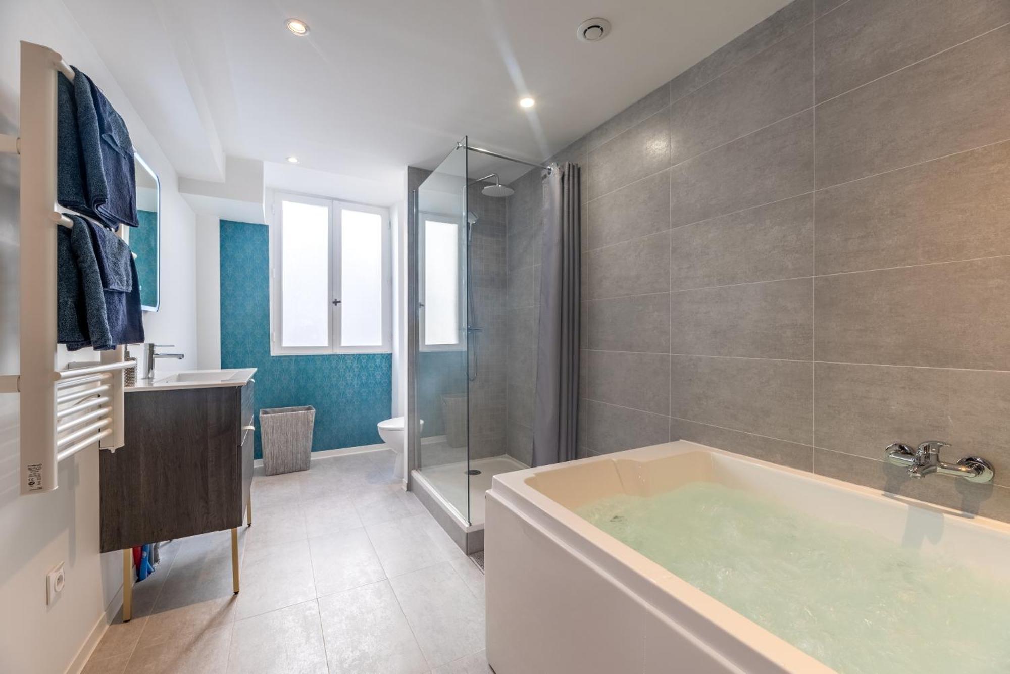 Le Lovely Cosy Jacuzzi Centre-ville Wifi Rouen